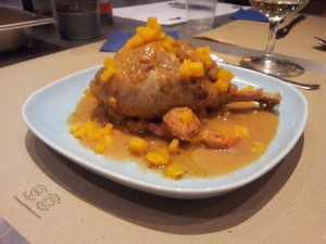 Fricassee de pintade aux ecrevisses et piment d'Espelette