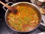 Chorizo, petits pois, haricots blancs & bouillon