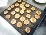 Biscuit au rhum face inferieure