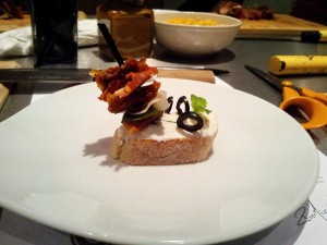 Pintxo basilic-tomate confite-chorizo et jambon serano 2