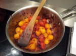Tomates cerises juste eclatees