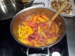 cuisson oignons rouges et poivron