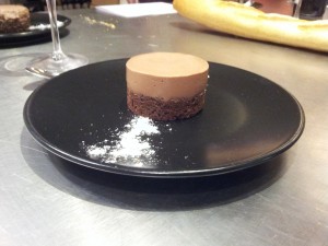 Biscuit chocolat et dôme lacté géléifié 3