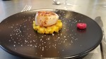 Noix de Saint Jacques piquées aux anchois fumés, pomme granny confite au miel de curry 3